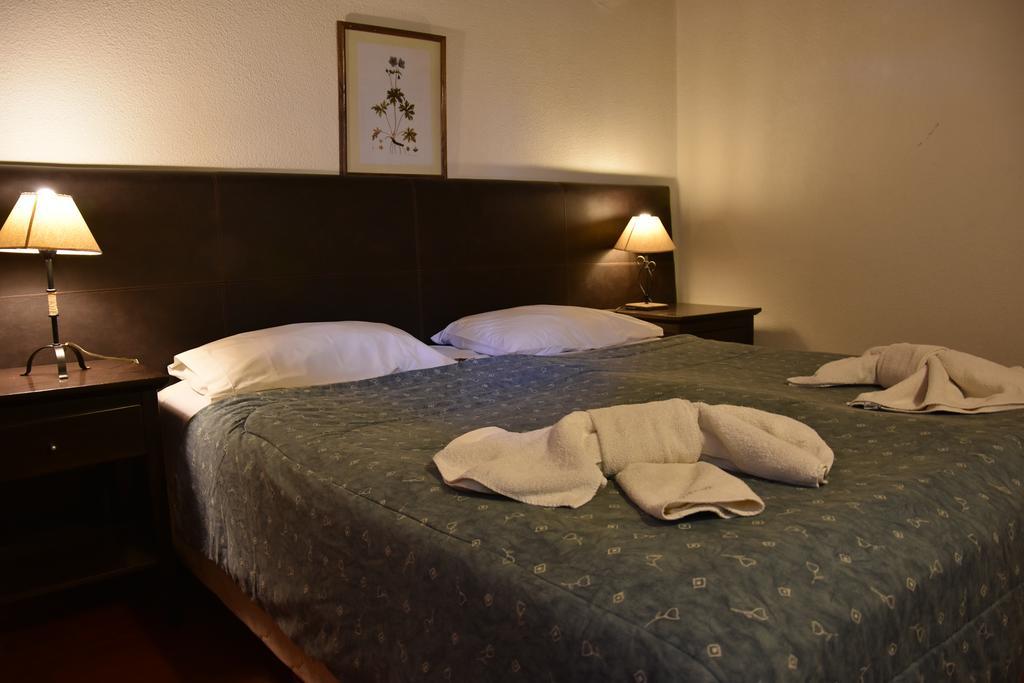 Hotel Y Cabanas Del Nevado カビアウエ エクステリア 写真